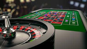 Aplikasi mobile super333 menampilkan slot Aviator dan Sweet Bonanza di layar Android